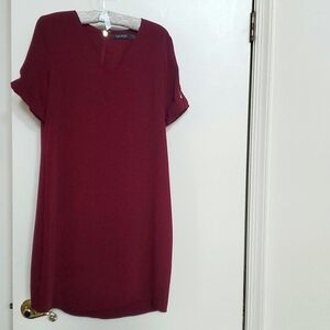 Ralph Lauren burgundy size 4 R dress short slvs zip back excel con